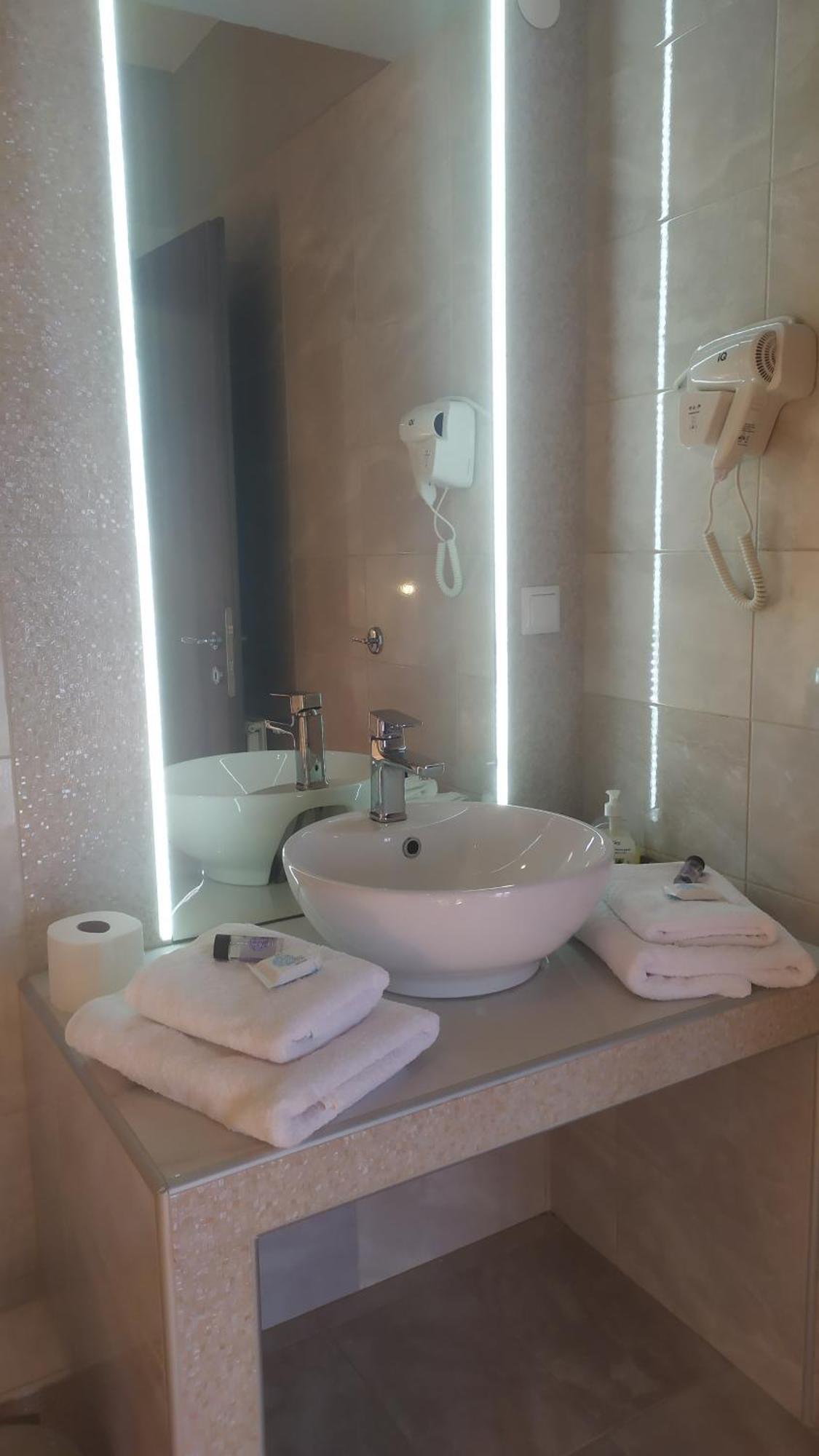 Smallhotel - Vevi Экстерьер фото